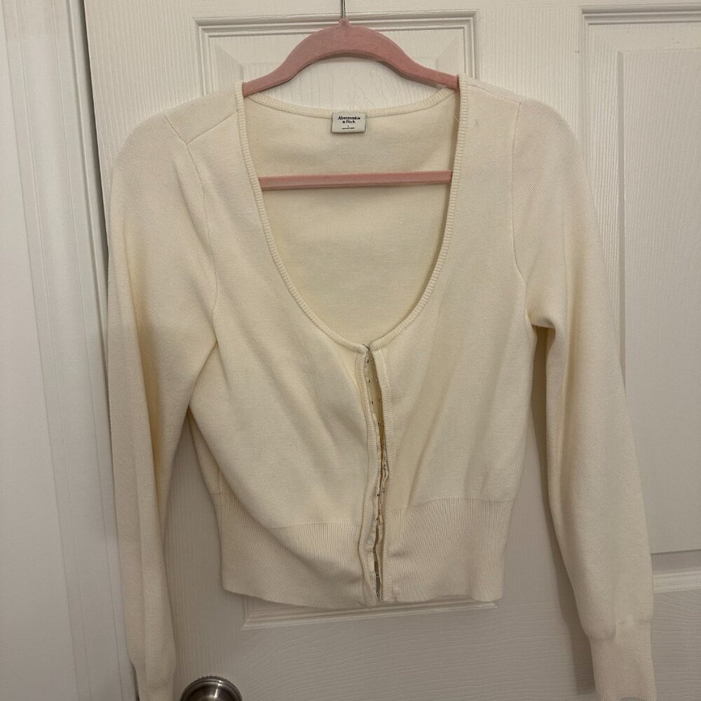 Cream Abercrombie Sweater